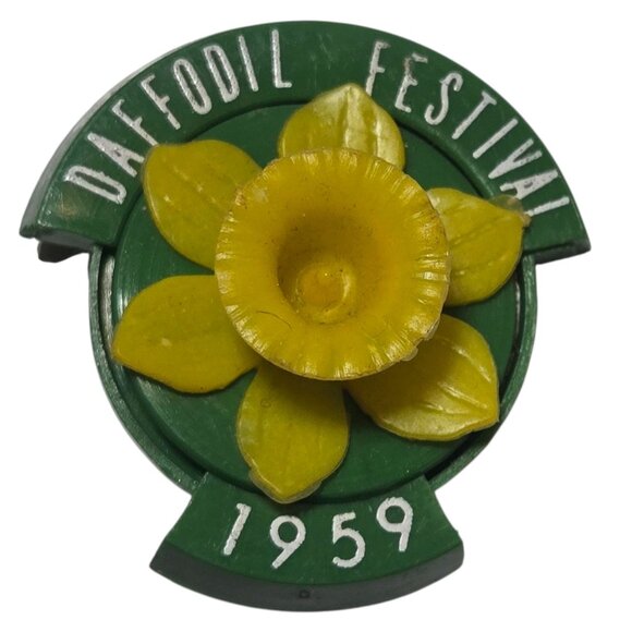 Vintage 1959 Daffodil Festival Pin Puyallup Washington Brooch Yellow Green - Picture 2 of 16